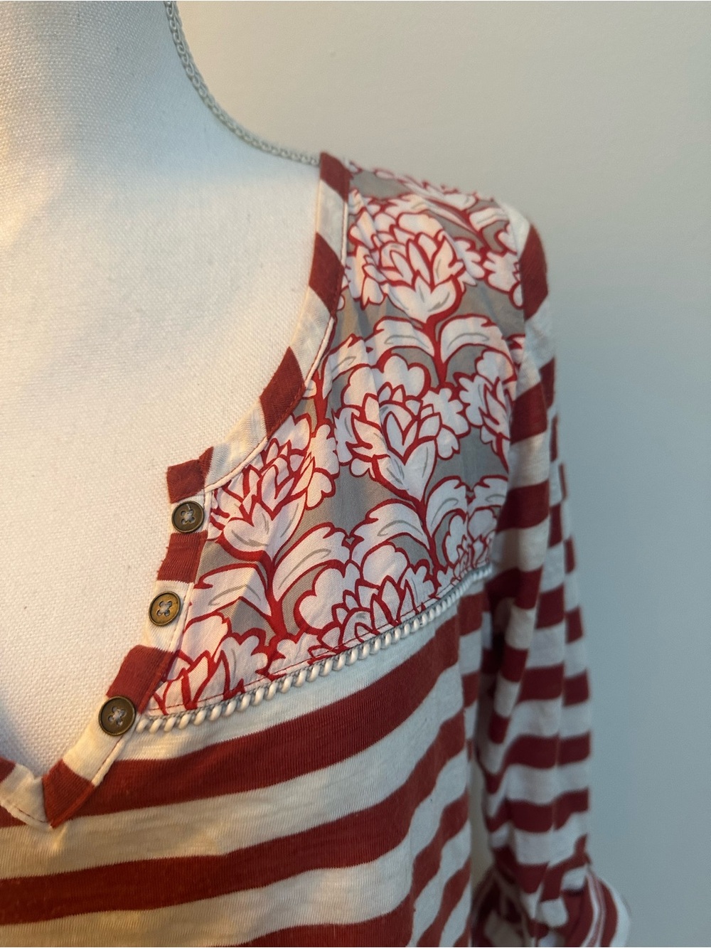 Anthropologie Postage Stanp Henley Tee in red/white stripe Xl EUC - Picture 2 of 12